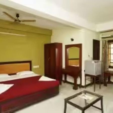Hotel Soorya Heritage Inn Пондичерри Экстерьер фото