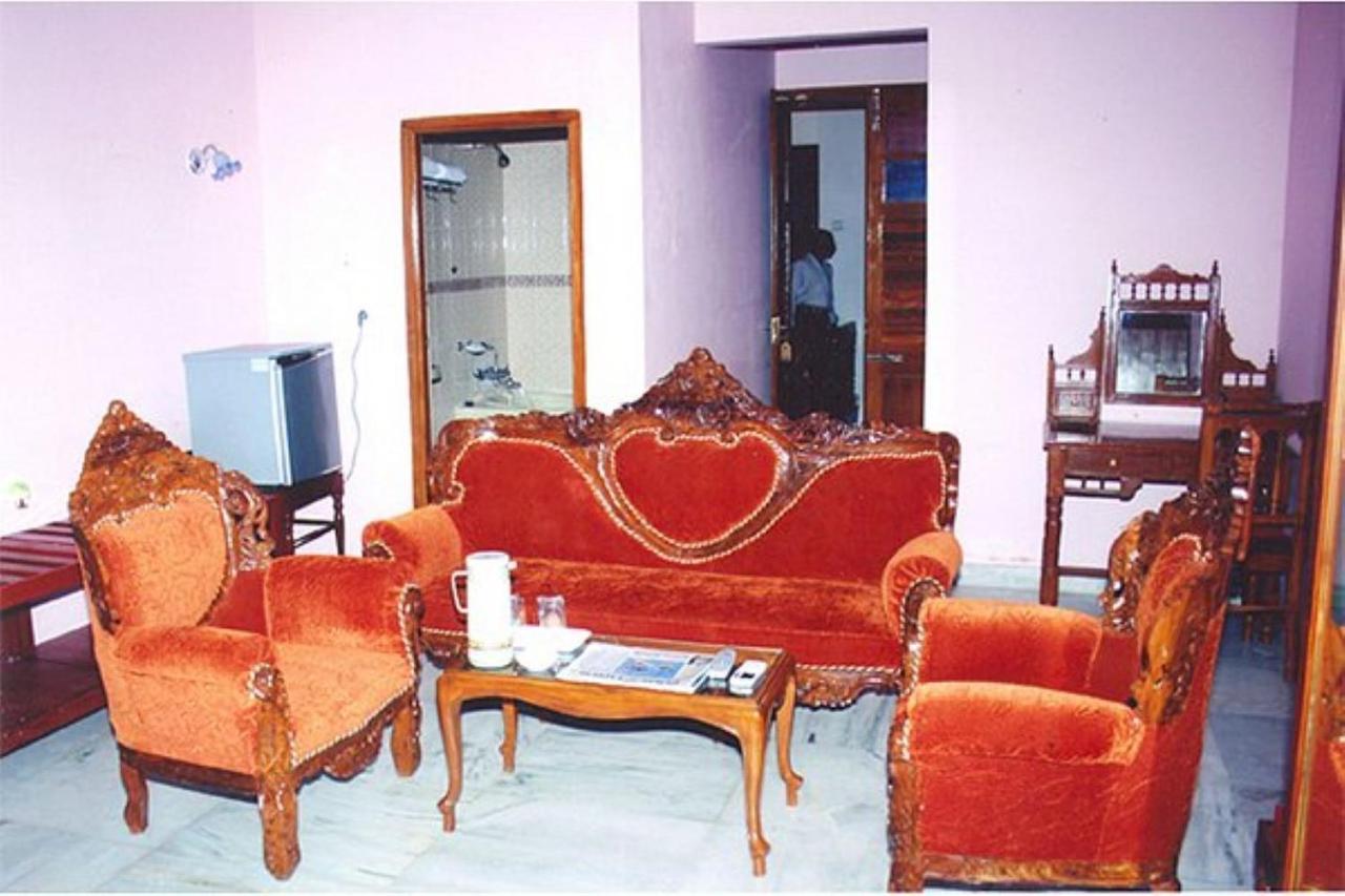 Hotel Soorya Heritage Inn Пондичерри Экстерьер фото
