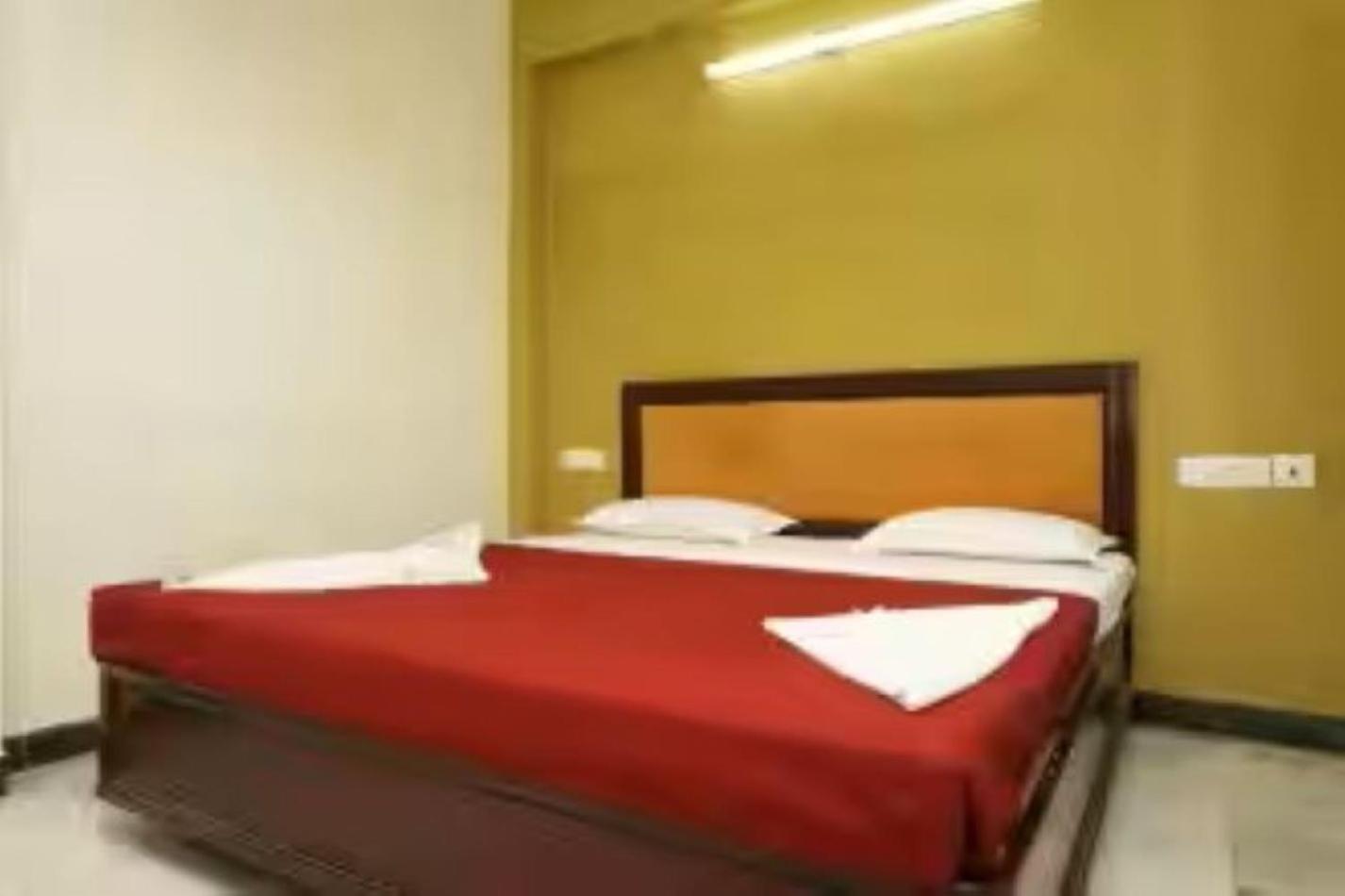 Hotel Soorya Heritage Inn Пондичерри Экстерьер фото