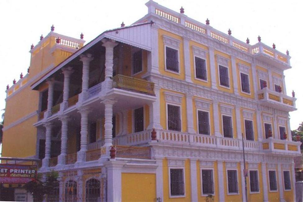 Hotel Soorya Heritage Inn Пондичерри Экстерьер фото